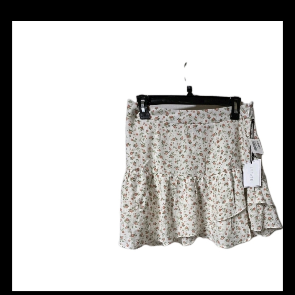SUPER CUTE 1. STATE WHITE BON VOYAGE SOFT ROSETTES MINI RUFFLE SKIRT SIZE 6 NWT